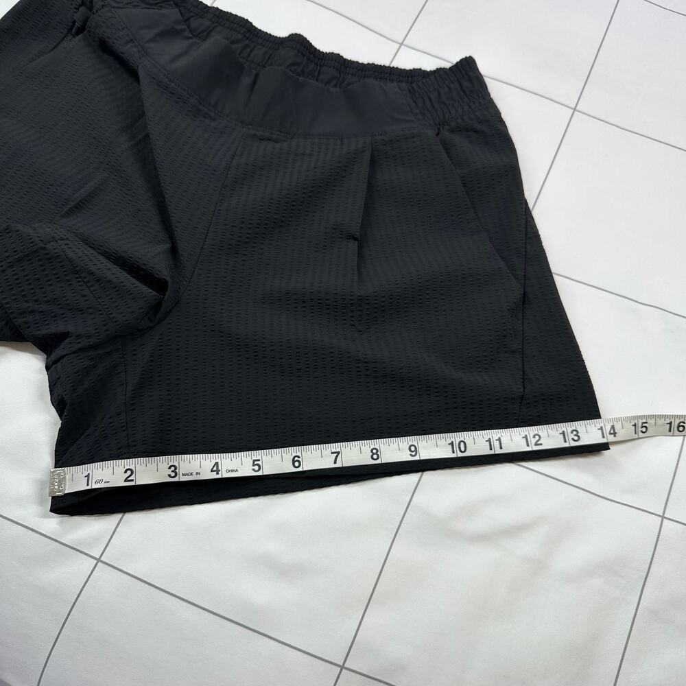 Athleta Shorts Womens 6 Black Textured Brooklyn Nylon Stretch Casual Athletic - Picture 12 of 12
